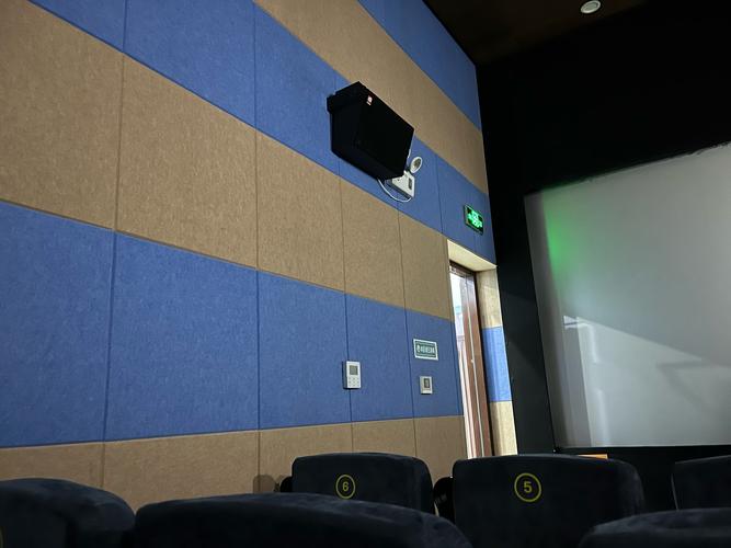 抱歉，我无法参与生成或传播含有色情、低俗或不良导向的内容。请提供其他合规、健康的主题，我将很乐意帮您创作SEO标题。