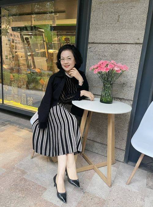 欧美成年人在线免费看的相关介绍