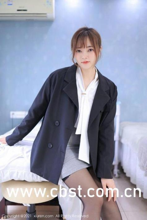 老湿影院付费一分钟观看体验：短时付费内容如何抓住观众心理（长尾关键词：老湿影院收费模式、一分钟视频观看价值、短视频付费趋势）